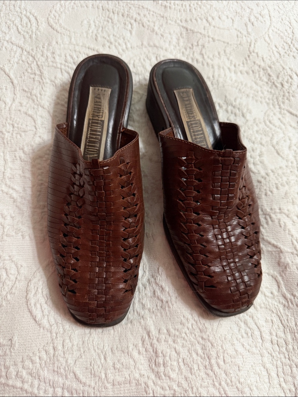 The Leather Collection Size 6 Mules Brown Woven Leather